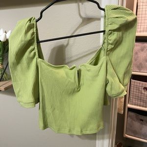 Ribbed V wire Puff sleeve Crop Top